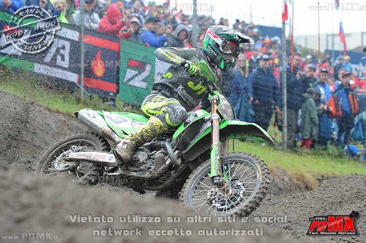 ROB_5017 (Copy).JPG